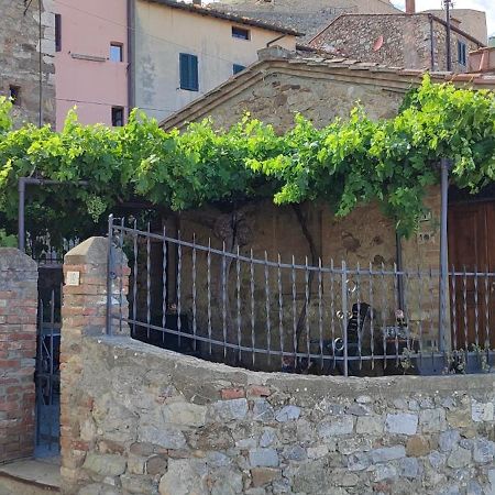 La Casina Di Nonna Lola Villa Castiglione d'Orcia Luaran gambar
