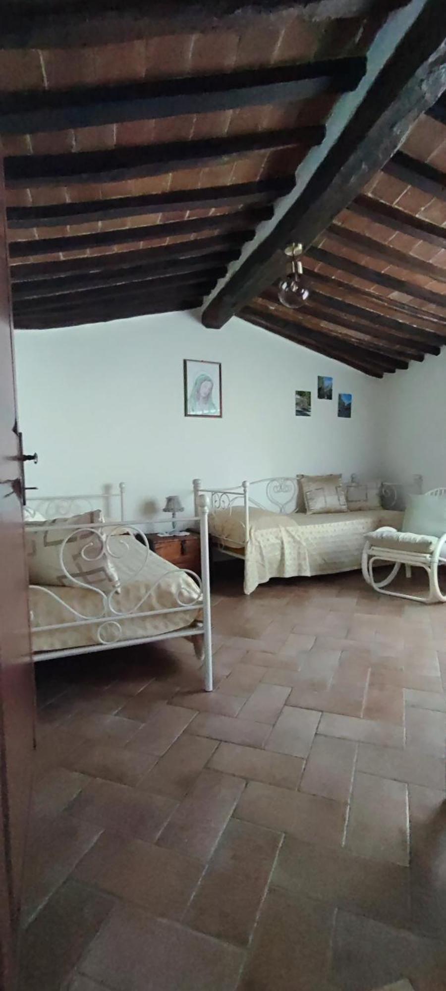 La Casina Di Nonna Lola Villa Castiglione d'Orcia Luaran gambar