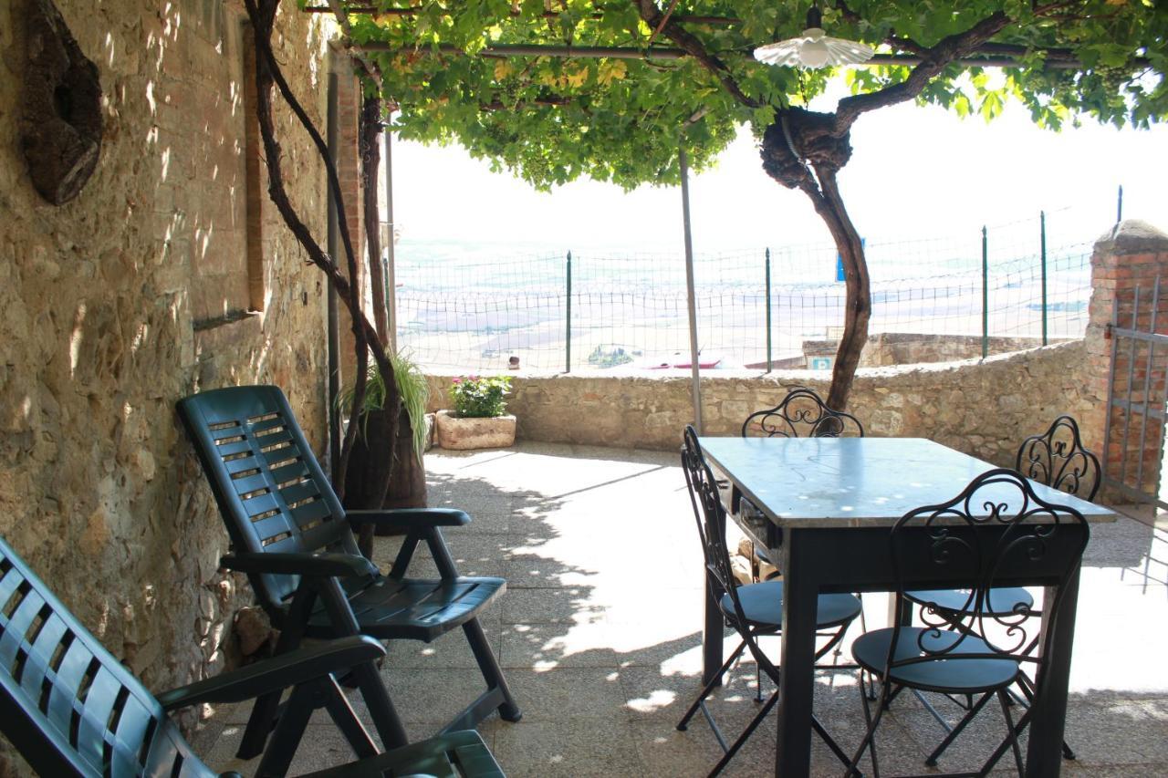 La Casina Di Nonna Lola Villa Castiglione d'Orcia Luaran gambar